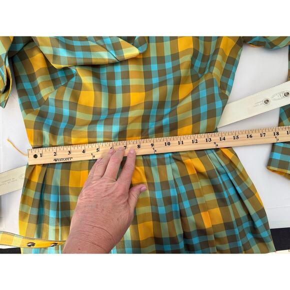 Vintage 1960s Serbin of Florida Women's Belted Green, Blue, Yellow Plaid - Picture 7 of 8